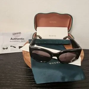 Gucci | Accessories | New Gucci Gg544s 01 Sunglasses Coa  display picture 2